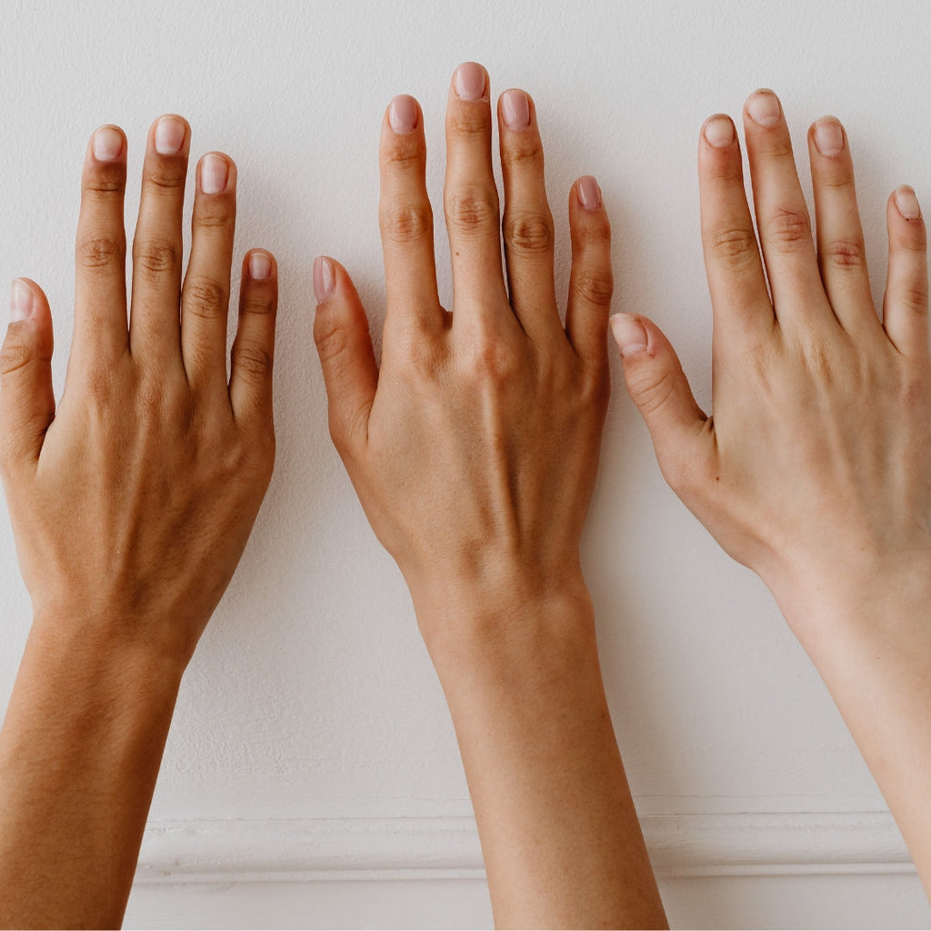 Glowing With Confidence: Choosing The Best Sunless Tanner For Your Skin Tone